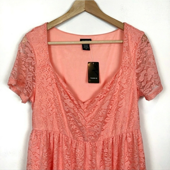 Torrid | 0X | Boho Peach Lace NWT Blouse - Picture 4 of 6